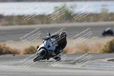 media/Nov-16-2025-Race Pace (Sun) [[8c5fa54630]]/Non Verified Riders (1st 20 Minutes)/1-Turn 14 (10am)/